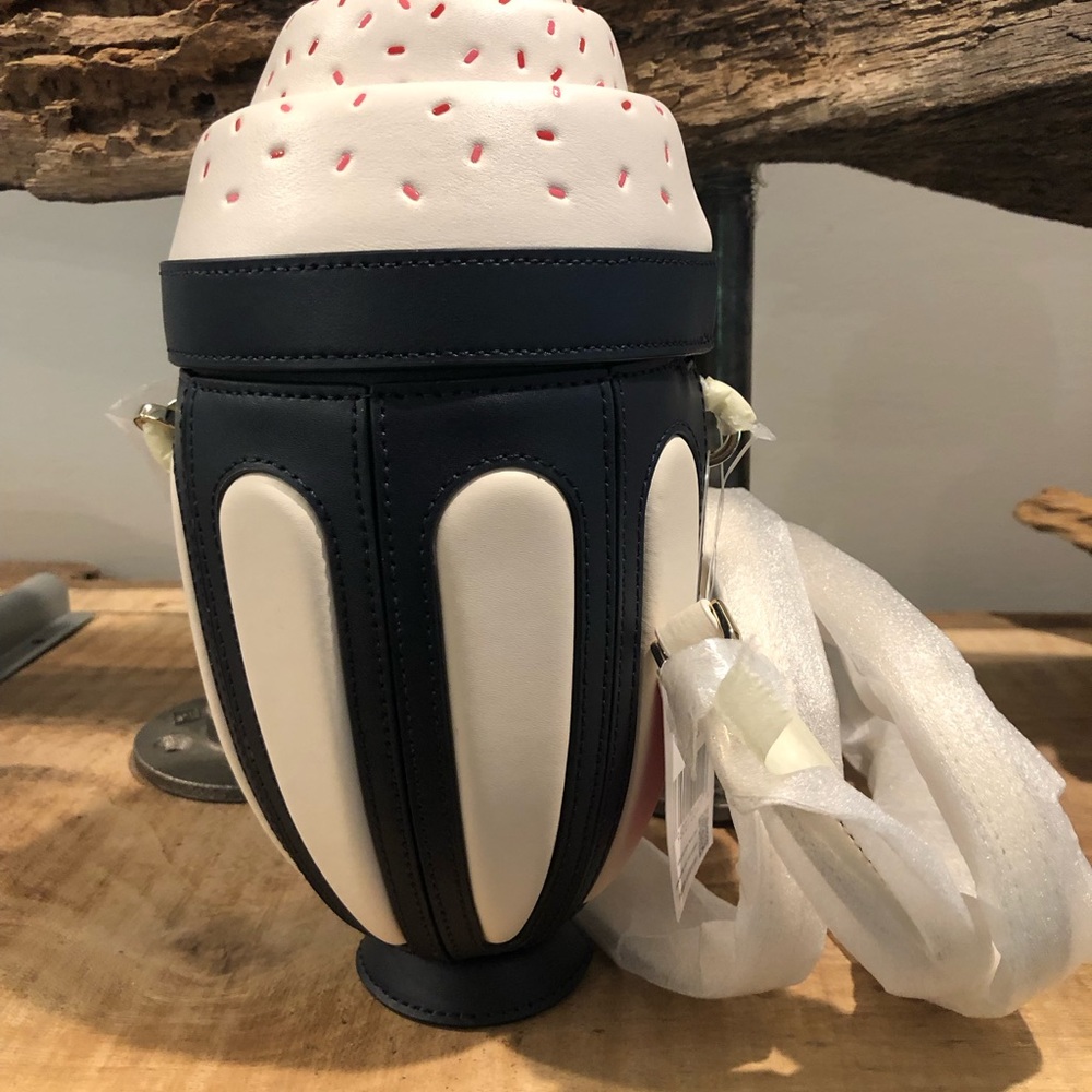 SOLD ❌❌…Kate Spade Sundae Crossbody bing